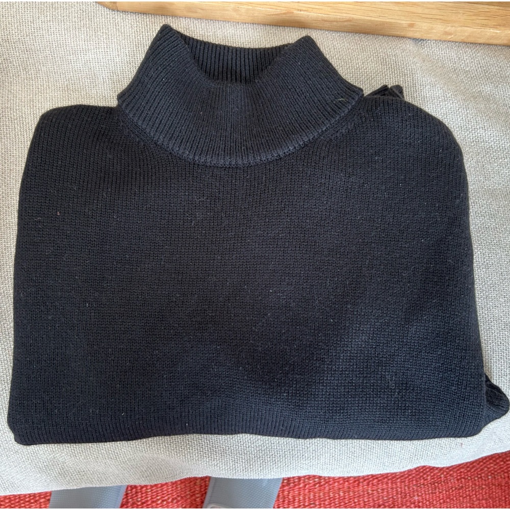 NWT Aritizia Harper Sweater - Black XS - Picture 2 of 3